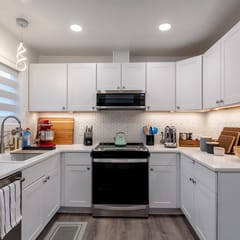 Modern Juneau 2-Bed Retreat | Fast Wi-Fi | Close to Downtown