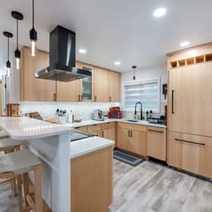Spacious Top-Floor Juneau Retreat|Stylish Apts|Near Sandy Beach + Trails