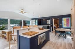 Luxury | Family Friendly | Panoramic View |Magical Mountain Retreat - Image 3