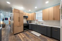 Luxury Downtown Home • Walk Everywhere • Boutique - Image 4