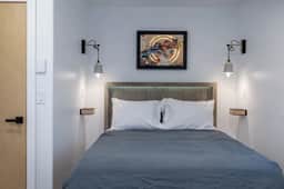 Spacious Top-Floor Juneau Retreat|Stylish Apts|Near Sandy Beach + Trails - Image 5