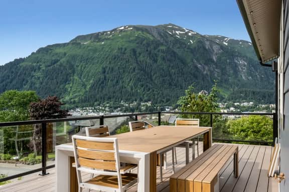 Luxury | Family Friendly | Panoramic View |Magical Mountain Retreat - Image 5