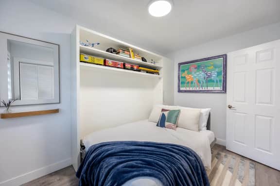 Modern Juneau 2-Bed Retreat | Fast Wi-Fi | Close to Downtown - Image 3